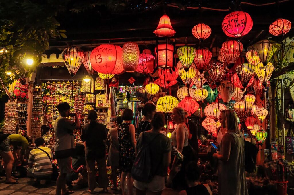 Describe a new store/shop that has recently opened in your town/city IELTS CUE CARD Describe a new store/shop that has recently opened in your town/city IELTS CUE CARD
